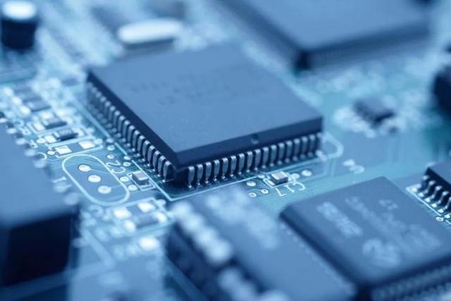Average global chip lead time shortened by 4 days to 26.3 weeks in September